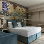 Life Hotel